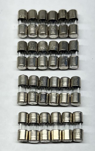 24 pack - 3 amp 125V Christmas light replacement fuses - Picture 5 of 5