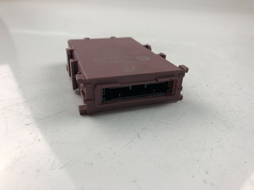Q609 TOYOTA Control Unit 89111-02030 - Picture 3 of 4