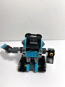 Lego BOOST Creative Toolbox robot 17101 (partial) + Robo Explorer 31062