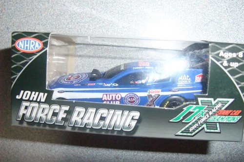 Robert Hight AAA Auto Club lustiges Auto 1/64 Action 17X Druckguss - Bild 2 von 3