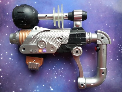 Pistola de ángel Doctor Who Anti Dalek Cyberman Cleric Wars luz y sonido electrónica - Imagen 1 de 5