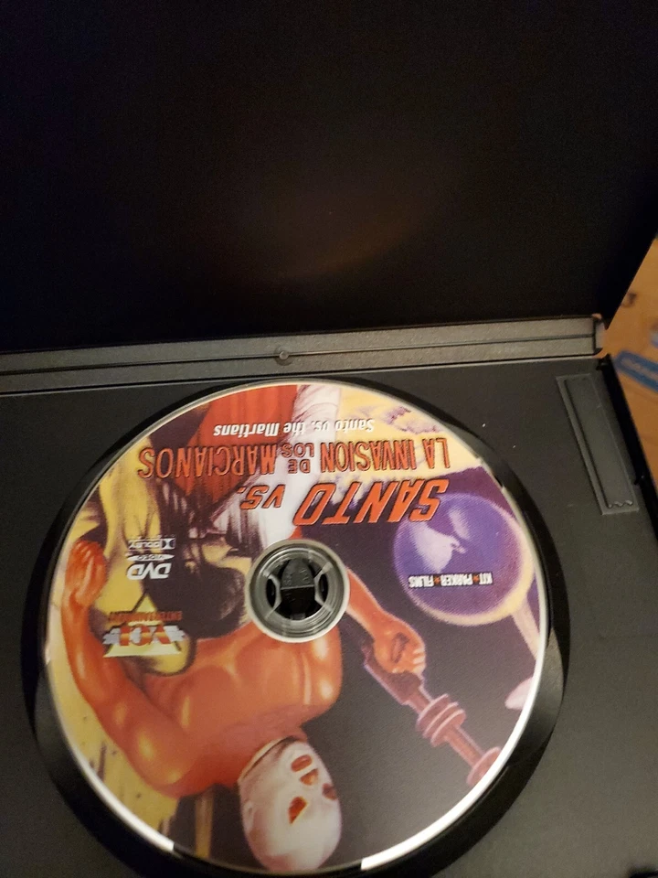SANTO VS. LA INVASION OF LOS MARCIANOS - DVD IN SPANISH - STILL SEALED - Image 3 of 3