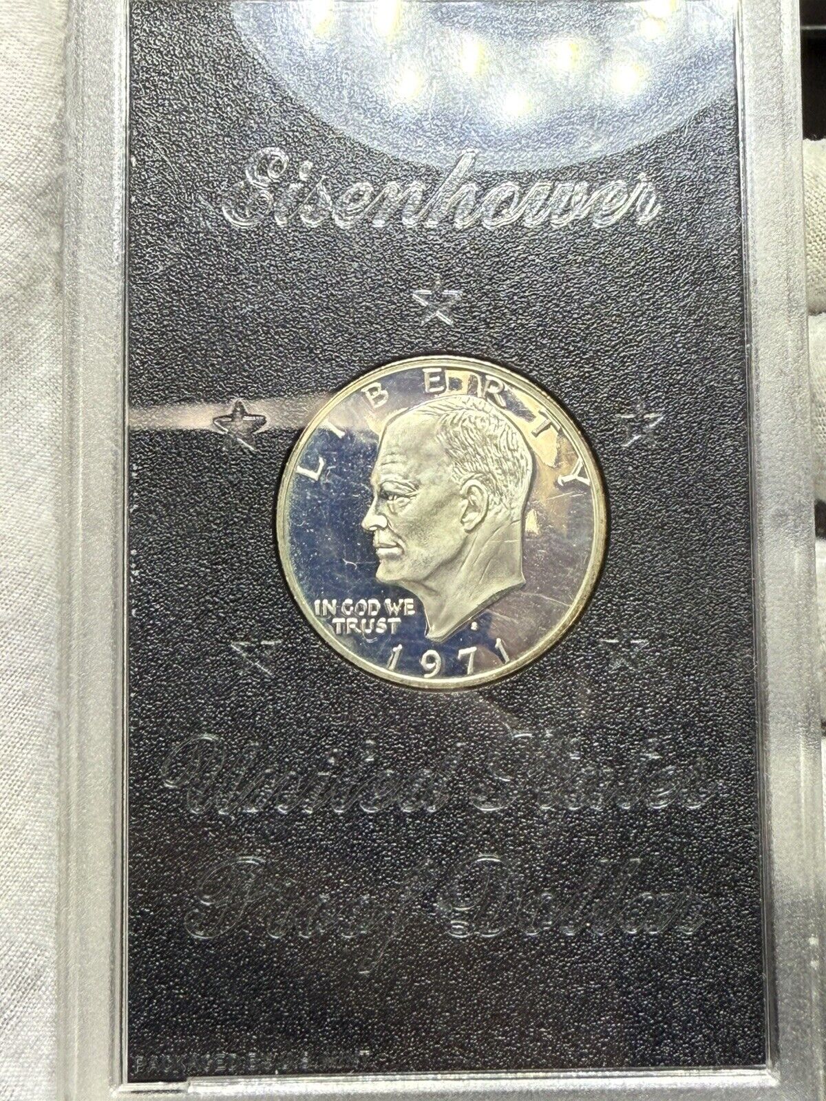 Foto 1 di 2