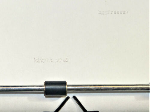 1950er Smith Corona Sterling Floating Shift tragbare Schreibmaschine mit Koffer getestet - Bild 8 von 8