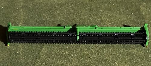 1/64 Ertl John Deere 50" Draper Head - Just Released - Awesome! FS - Picture 3 of 12