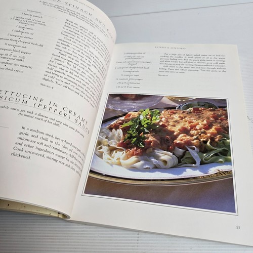 Charmaine Solomon's Complete Vegetarian Cookbook by Charmaine Solomon (1996) - Picture 15 of 17