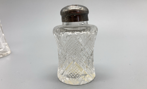 Antiguo lote saleros EAPG vidrio pesado corte individual con tapas de zinc o peltre - Imagen 2 de 24