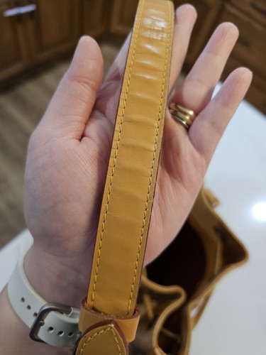 LOUIS VUITTON Epi Noe Shoulder Bag Tassili Yellow - Picture 19 of 24