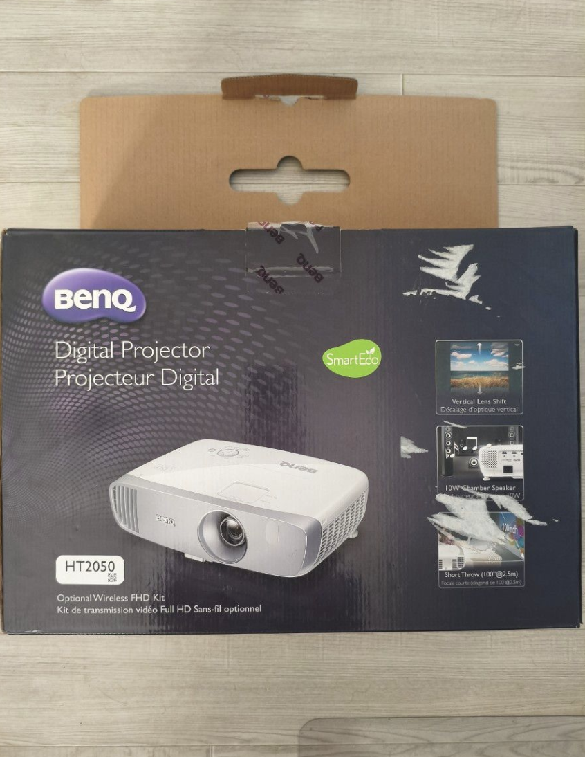 BenQ HT2050 フルHD1080p ホームプロジェクター 2200lm Benq Projector HT2050 Home Theater Full HD Home Cinema