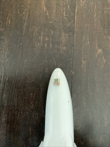 Qantas Airbus A380 Spirit of Australia VH-OQA Jet Scale 1:400 - Front Wheel Off - Bild 7 von 7