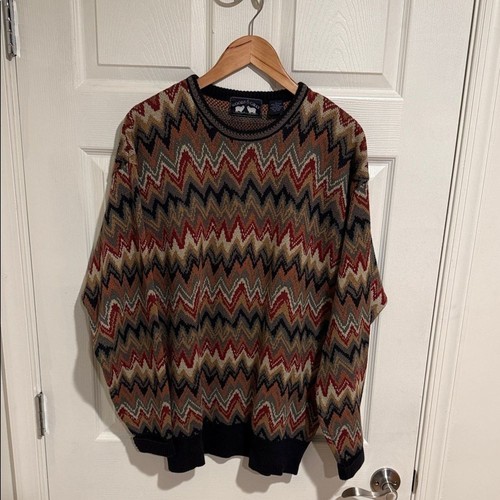 Men's Chevron Pattern Crewneck Sweater - Picture 1 of 7