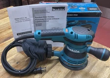 MAKITA 5" RANDOM ORBIT VARIABLE SPEED SANDER WITH DUST BAG IN ORIGINAL BOX