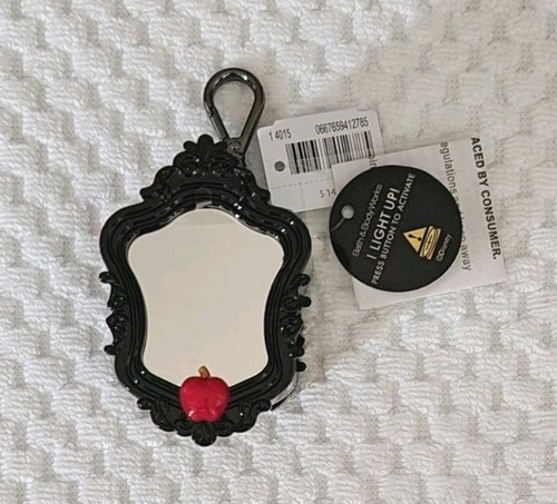 Bath & Body Works Disney Villains, Evil Queen, Light Up PocketBac Halter; Spray - Bild 5 von 9