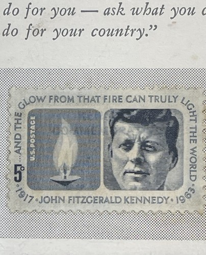 1964 P & D Silver Kennedy Half Dollars in Display Case 2 Silver Half Dollars - Bild 7 von 7