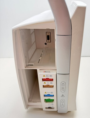 GE B40 Patient Monitor - No Battery No Cables *READ* AS-IS FOR PARTS/REPAIR - Picture 15 of 22