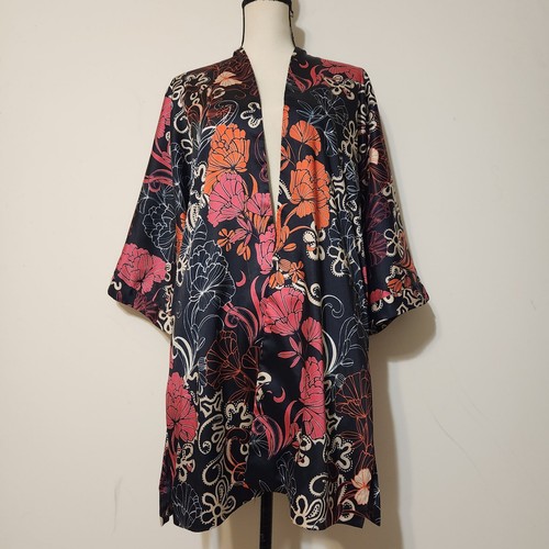 Chicos Poly Satin Blumen Kimono Ärmel Tunika Oberteil GR. S/M