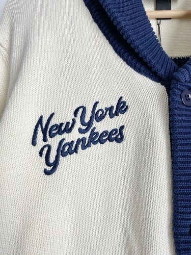 Suéter Cárdigan Anthropologie The Wild Collective NY Yankees MLB (Talla M) - Nuevo con Etiquetas - Imagen 5 de 10