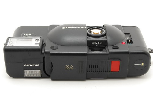 [NEUWERTIG] Olympus XA analoge Sucherkamera 35 mm A11 Blitz aus Japan - Bild 4 von 9