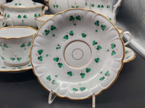 Biedermeier Gotha Porzellan Kaffee Service 8 Pers. Kleeblatt mit Goldranken - Bild 8 von 24
