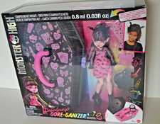 Monster High Draculaura Gore-ganizer Doll and Playset