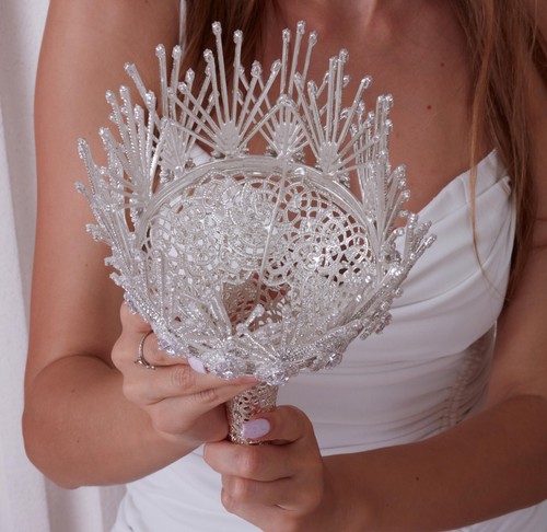 Deluxe Hand Bouquet, Wedding Bouquet, Proposal Flower - Picture 11 of 14