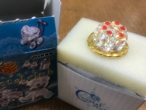 UHA - Colección Crystal Club - Tipo 7 - Tarta de cumpleaños - Mini Figura - R41 - Imagen 3 de 9