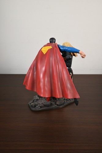 Justice League of America Build A Scene Statue Part 2 Superman & Black Canary - Picture 8 of 12