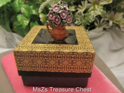 MONET "Purple Flowers in Copper Vase" Enamel Keepsake Trinket Box * New In Box * - Picture 10 of 10