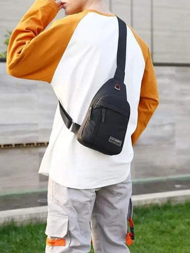 Schleudertasche, Umhängetasche wasserdicht, mit Kopfhörerloch (schwarz) - Bild 2 von 5