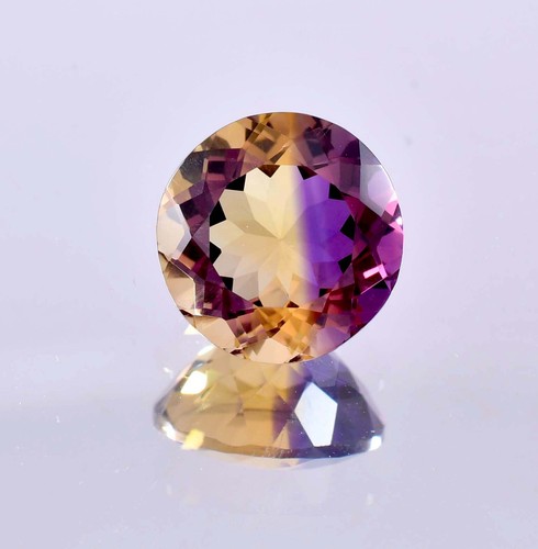 Flawless 16 x 16 mm Natural Bi-Color Ametrine Loose Gemstone (GIT Certified) - Picture 5 of 7