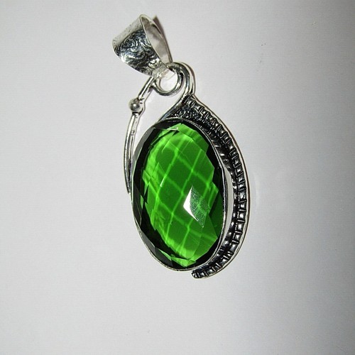 Huge choice of PERIDOT pendants & necklace sets in silver with free silver chain - Picture 24 of 107