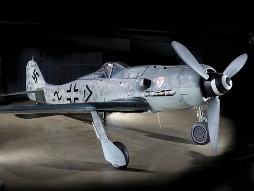 1/48 caccia tedesco Focke-Wulf Fw190D-9 Dragon 5503 kit modello in plastica - Foto 9 di 9