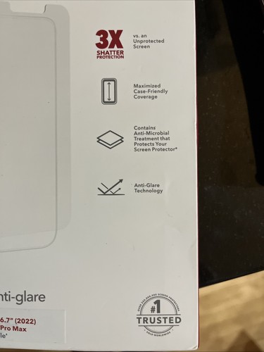 ZAGG Invisible Glass Anti-Glare Screen Protector for iPhone 13 Pro Max - Photo 3 sur 4