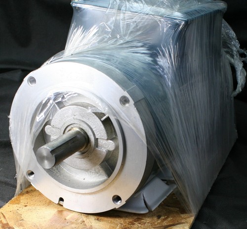 One Baldor Reliance P14G9257G General Purpose Motor 1.5HP 3PH 1725RPM #3 USA NEW - Picture 4 of 12