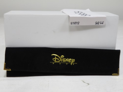 Disneyland Euro Disney Resort Salutes 700/2000 Minnie Mouse Uhr Neu in OVP 8388 - Bild 3 von 6