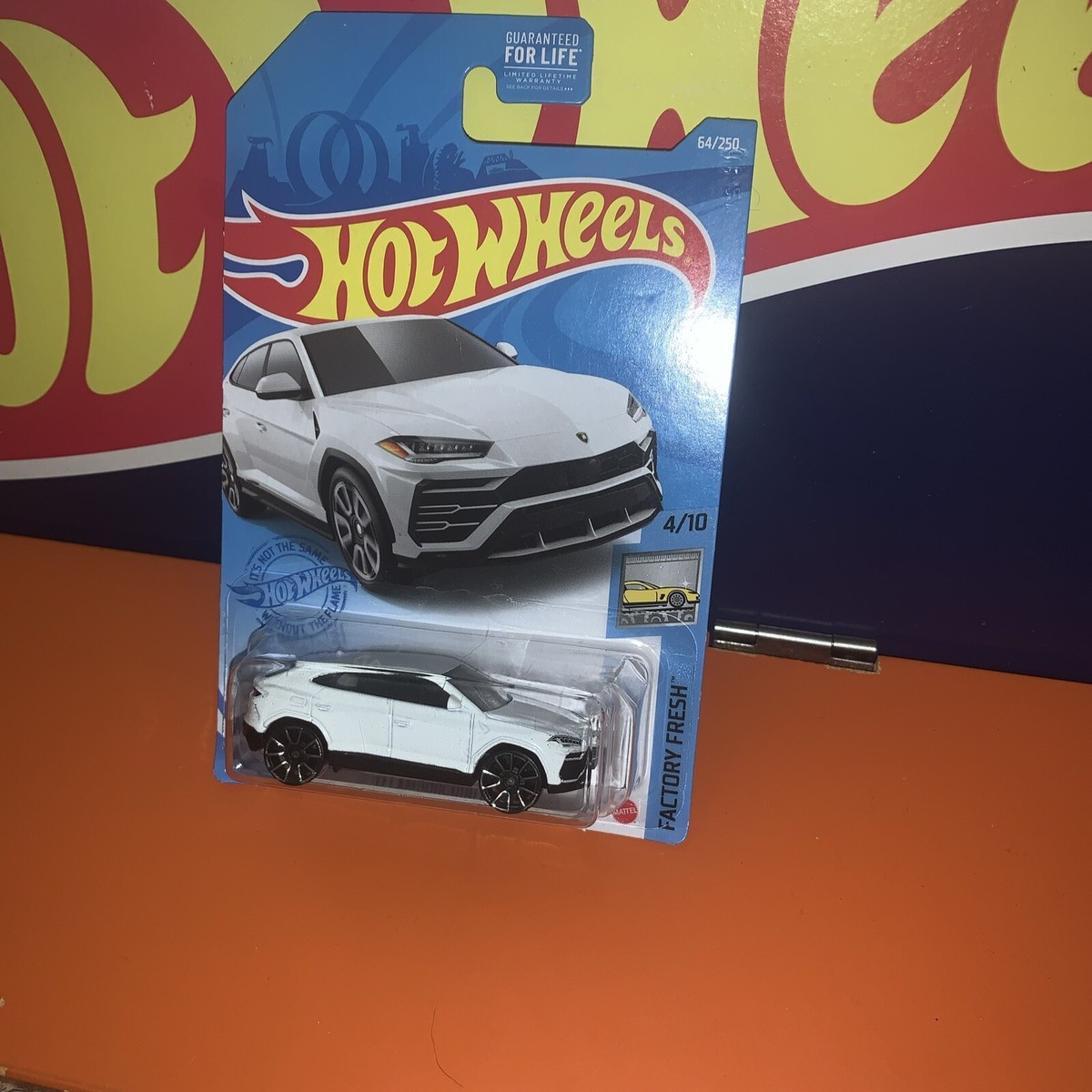 2021 HOT WHEELS MAINLINE 2017 LAMBORGHINI URUS WHITE 64/250