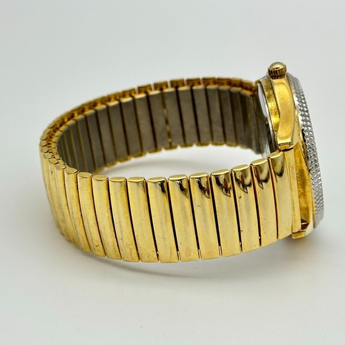 Men's HILTON Gold Tone Classic Dress/Luxury Flex Bracelet Watch, Quartz, 36mm - Picture 7 of 7