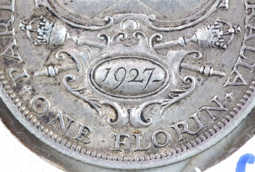 ‘THE HOARD’ AUSTRALIAN 1927 CANBERRA 925 SILVER FLORIN from old Lawsons Auction - Picture 10 of 19