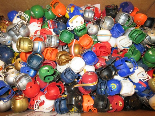 Lot 420 Sports Novelty AFC NFL NFC Mini Football Helmets & 18 Display Boards Mat - Picture 6 of 9