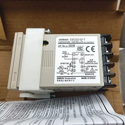 Nuovo regolatore di temperatura Omron E5CSZ-Q1T E5CSZQ1T - Foto 3 di 5