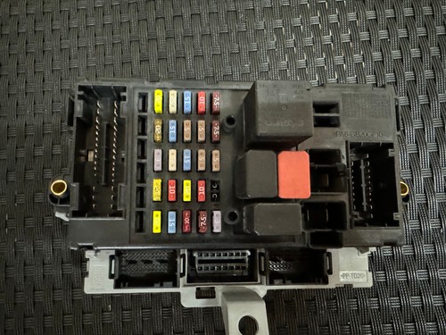 Iveco Daily Caja fusibles 69500042 69500005 503440080119 503440070119 - Foto 4 di 4