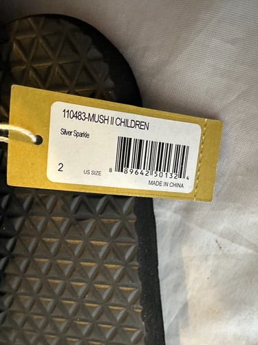 Teva Mush II Kid's Sliver Sparkle Flip Flops Sandals, Little Kid Size 2 NWT - Picture 5 of 5