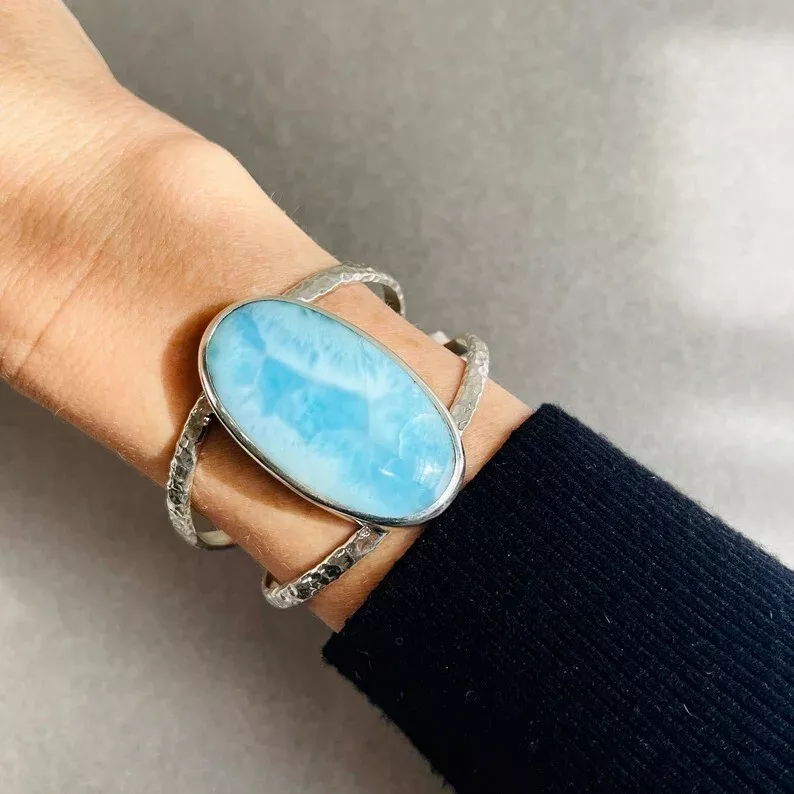 Big shop stone bracelet