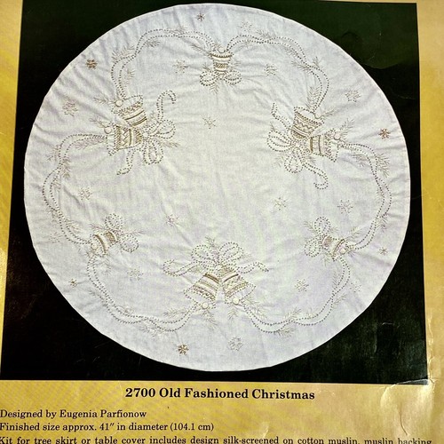 Creative Circle 2700 Old Fashion Christmas Bells Tree Skirt Stitchery Kit Cream - Picture 1 of 3