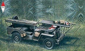 Italeri 1 3 5 1/4 Tonnellata 4x4 Ambulanza Jeep