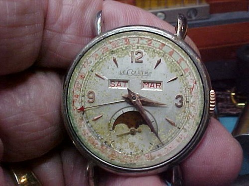 NICE VINTAGE LE COULTRE TRIPLE DATE MOON PHASE WATCH 33MM MODEL 494/1 1940s run - Picture 2 of 10