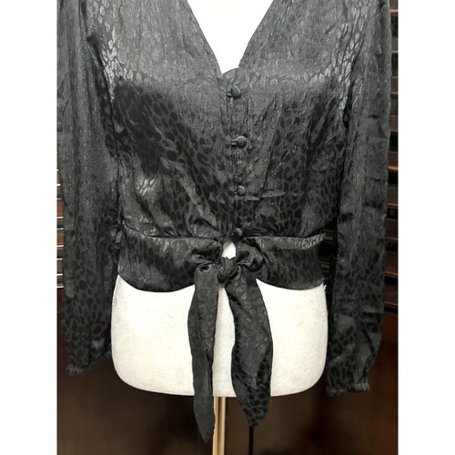 Michael Kors Women's Petite Black Animal Jacquard Crop Tie Front Blouse SP NWT - Picture 4 of 10