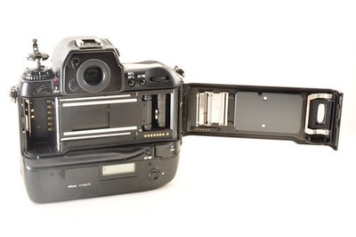 フィルムカメラ Nikon F5 SLR Black DP-30 Film Camera Nikon F5 35mm SLR AF Film Camera Black Body DP-30 from Japan