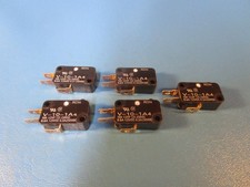 LOT OF 5 Omron V-10-1A4, MICROSWITCH, SPDT, 10A, 250VAC