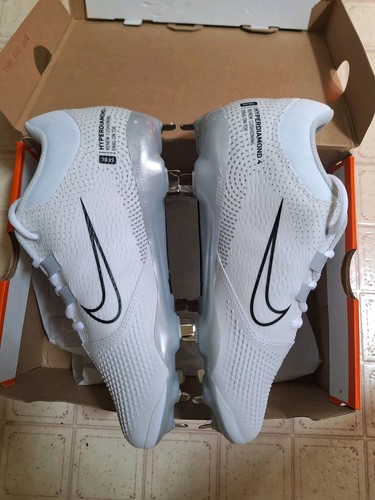 Nike Women's Hyperdiamond 4 Pro softball cleats sz 8.5 White/ Platinum - Picture 3 of 8